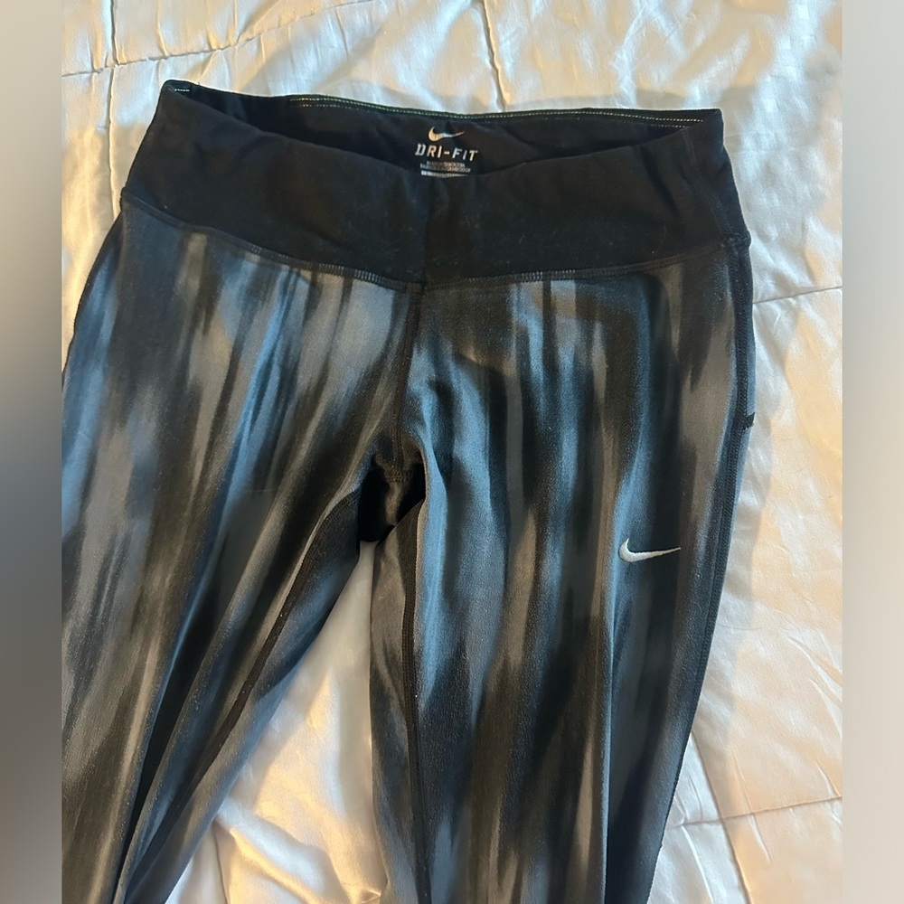 Nike leggings